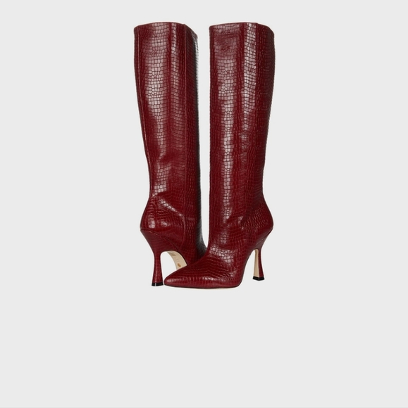 Stuart Weitzman Shoes - Stuart Weitzman Parton Boots Size 7.5